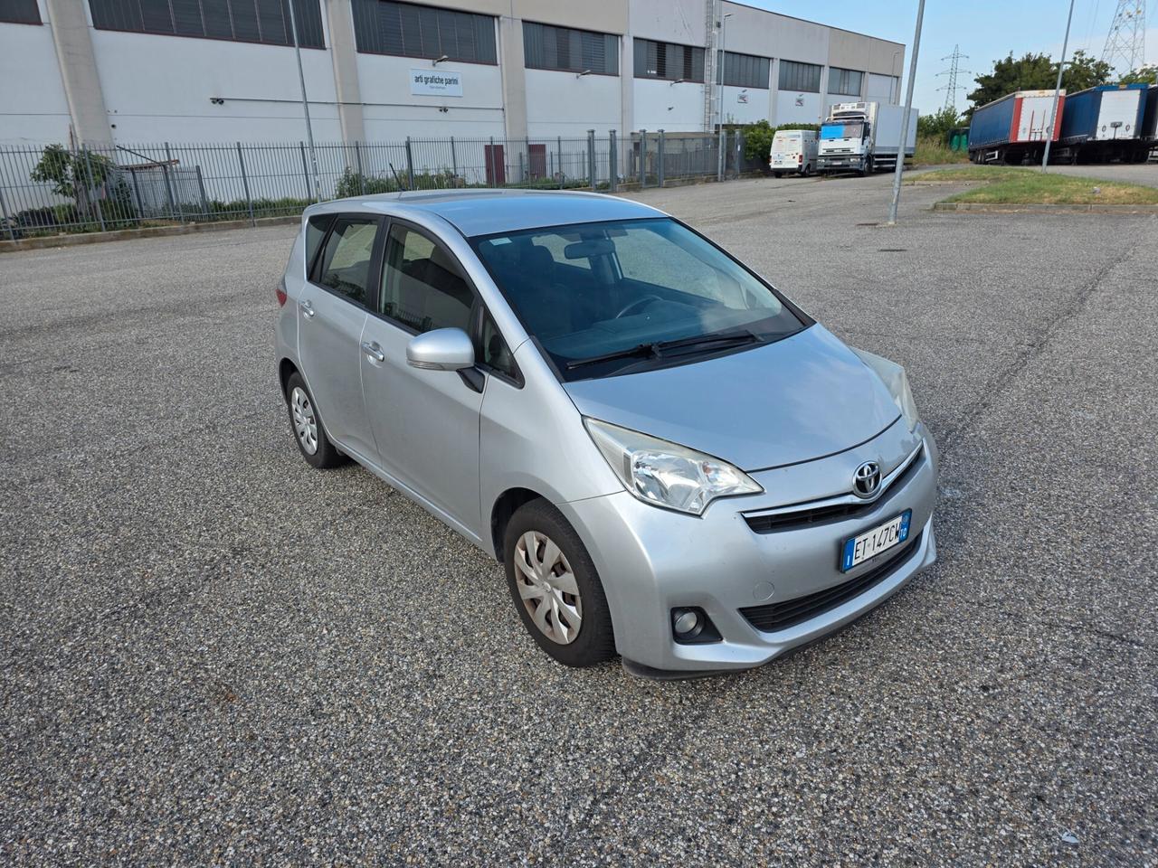 Toyota Verso-S 1.4D MT Style TAGLIANDI UFFICIALI