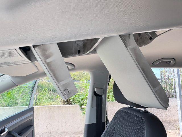 VOLKSWAGEN Touran 1.6 TDI DPF Comfortline BMT 7 POSTI IN PRONTA CONS