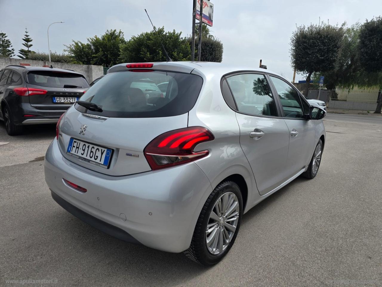PEUGEOT 208 PureTech 82 5p. Access