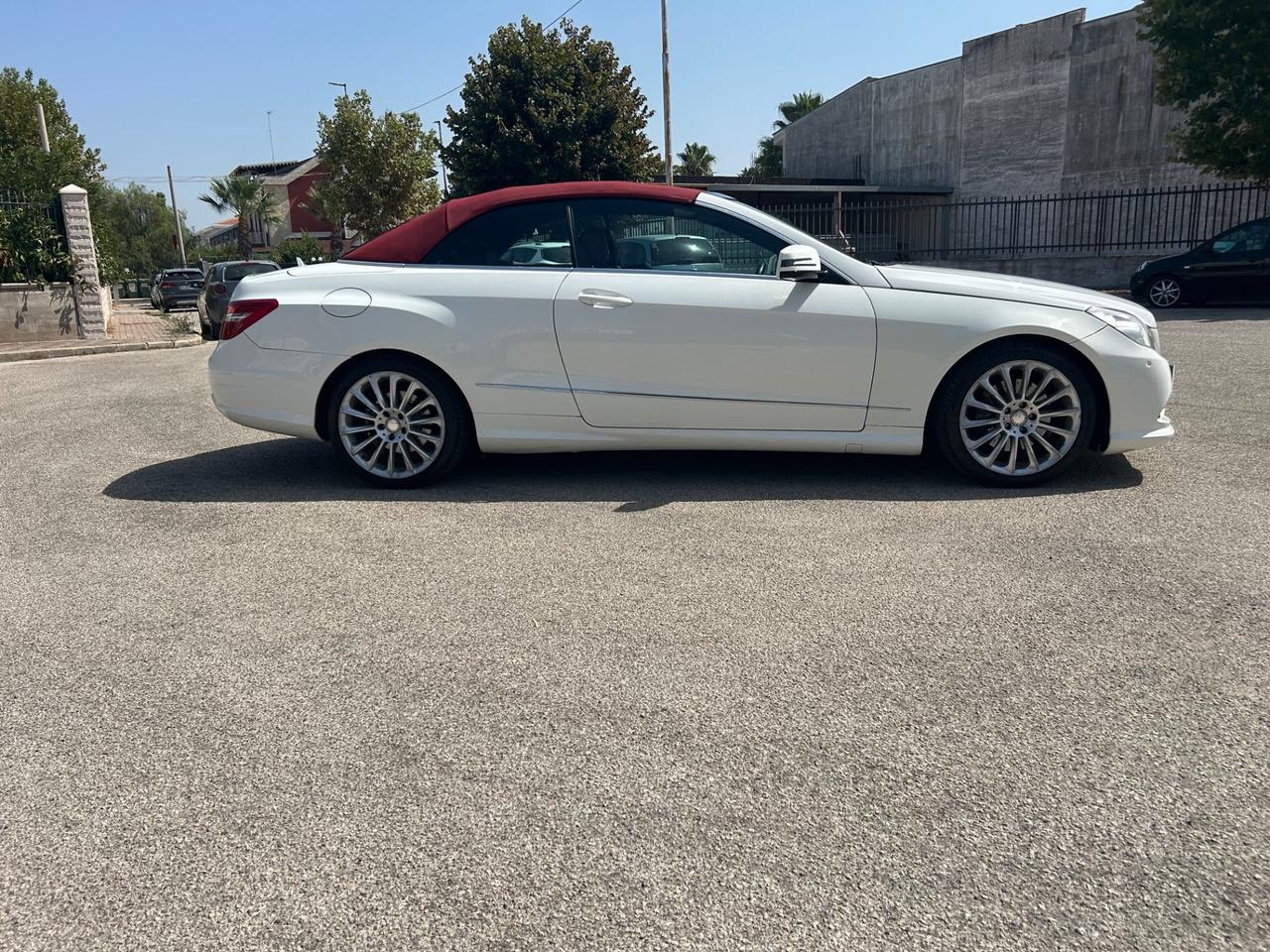 Mercedes-benz E 220 BlueTEC Cabrio Executive