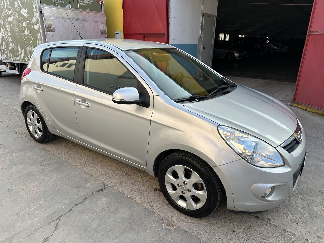 Hyundai i20 GPL Neopatentati Garanzia 12 Mesi