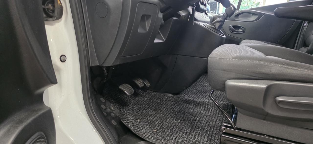 Renault Trafic T29 2.0 dCi 120CV PL-TN Furgone