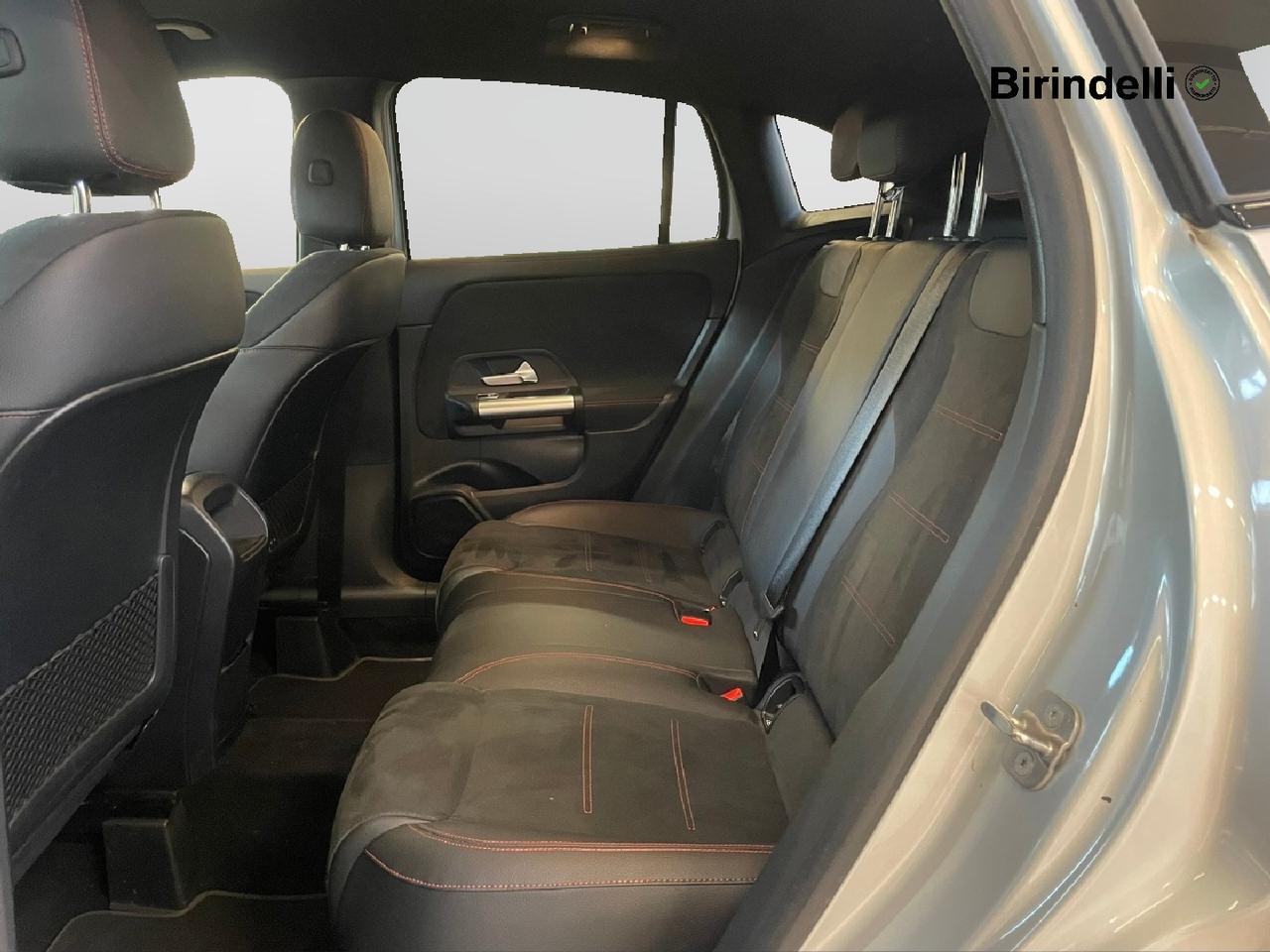 Mercedes-Benz GLA (H247) - GLA 180 d Automatic AMG Line Premium