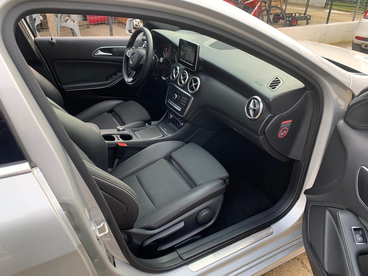 Mercedes-benz A 220 d Automatic Business