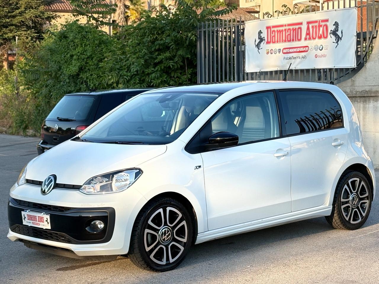 Volkswagen up! 1.0 5P EVO R-LINE BICOLOR FULL/LED