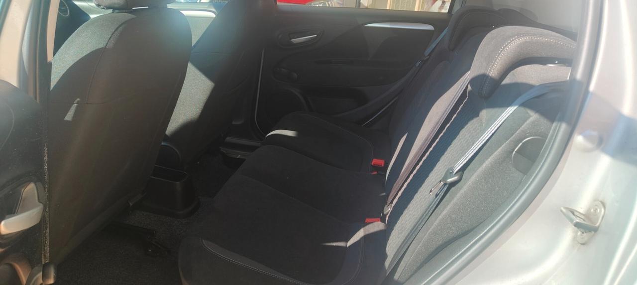 Fiat Punto 1.2 8V 5 porte Street