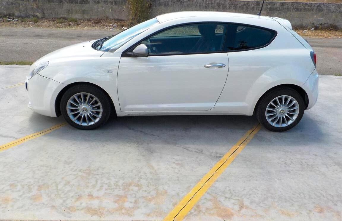 Alfa Romeo MiTo 1.3 JTDm 85 CV S&S Distinctive