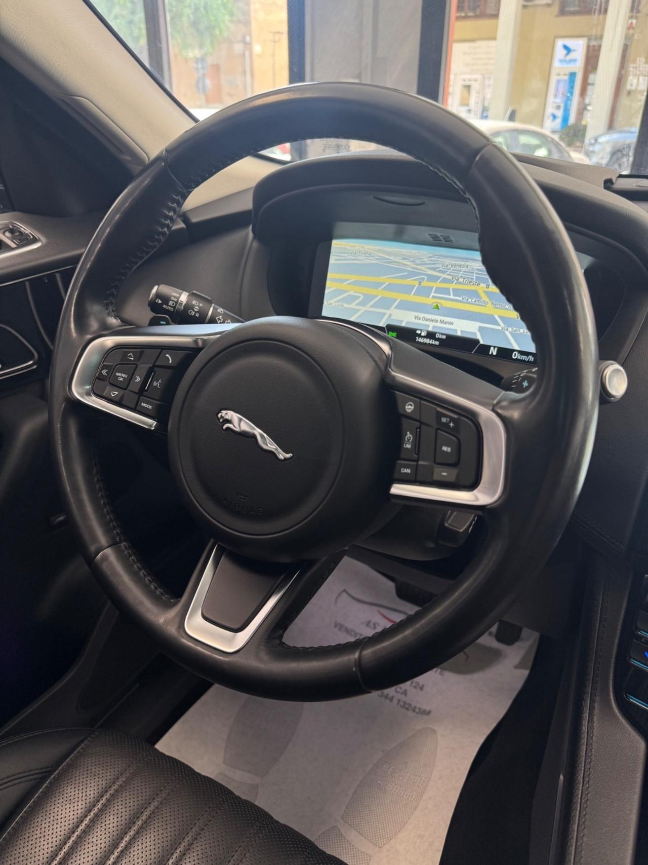 Jaguar F-Pace 2.0 D 180 CV AWD R-Sport Tetto