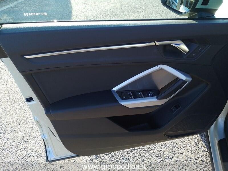 Audi Q3 I 2019 Sportback Diesel Sportback 35 2.0 tdi Business Plus s-tronic