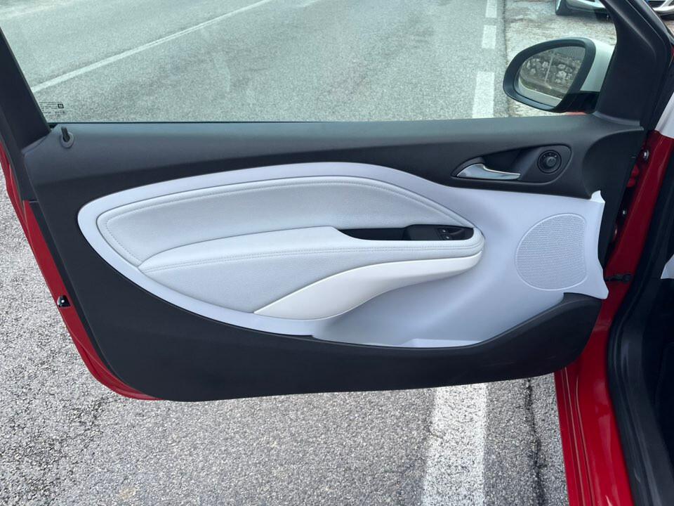 Opel Adam 1.4 GPL 87CV GPL Tech Glam