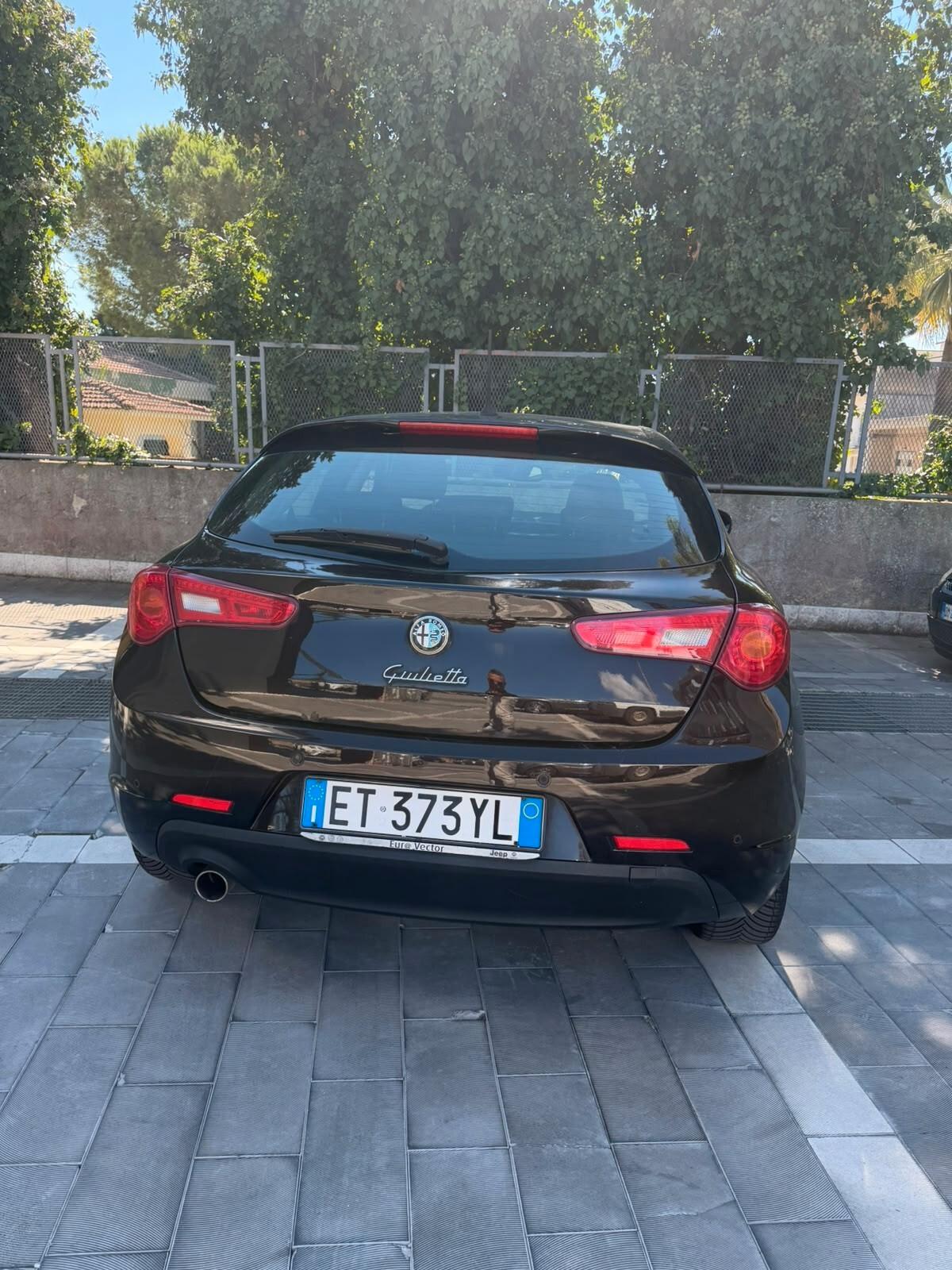 Alfa Romeo Giulietta 1.6 JTDm-2 105 CV Exclusive