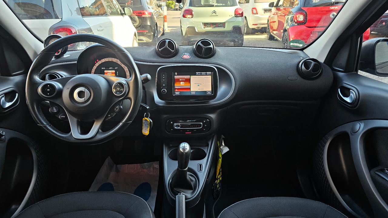 Smart Forfour 70 1.0 Passion NAV ANDROID TAGL UFF LED SENSORI