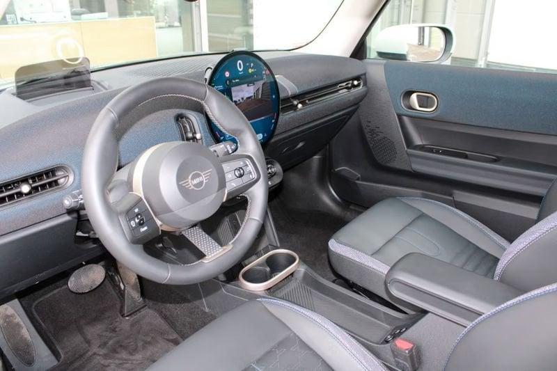 MINI Cooper 1.5 C Classic Trim Paket S LED NAVI HEAD-UP CAMERA