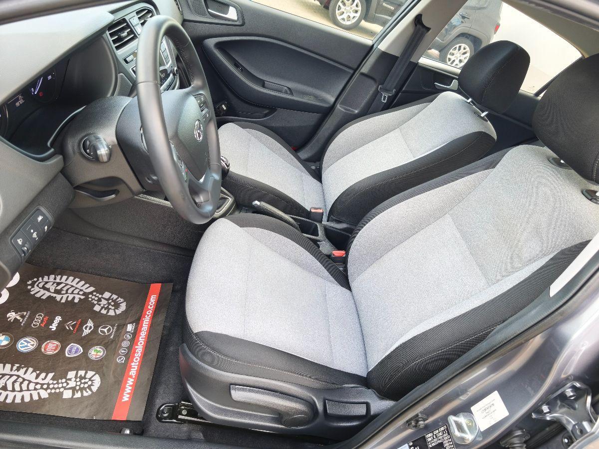 HYUNDAI i20 1.1 CRDi 5p. Comfort
