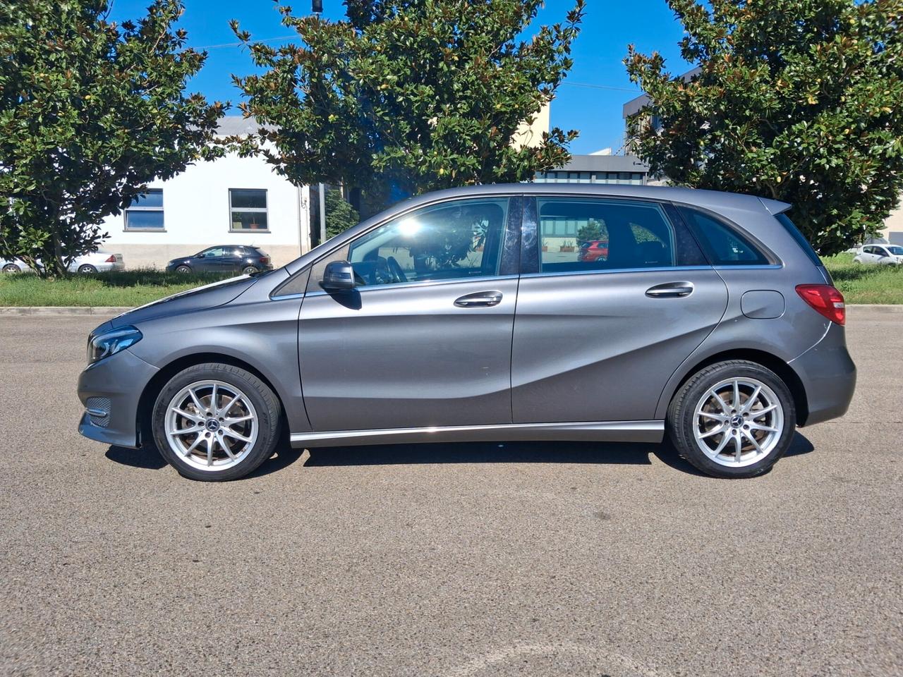 Mercedes-benz B 200 d Automatic 4Matic Premium