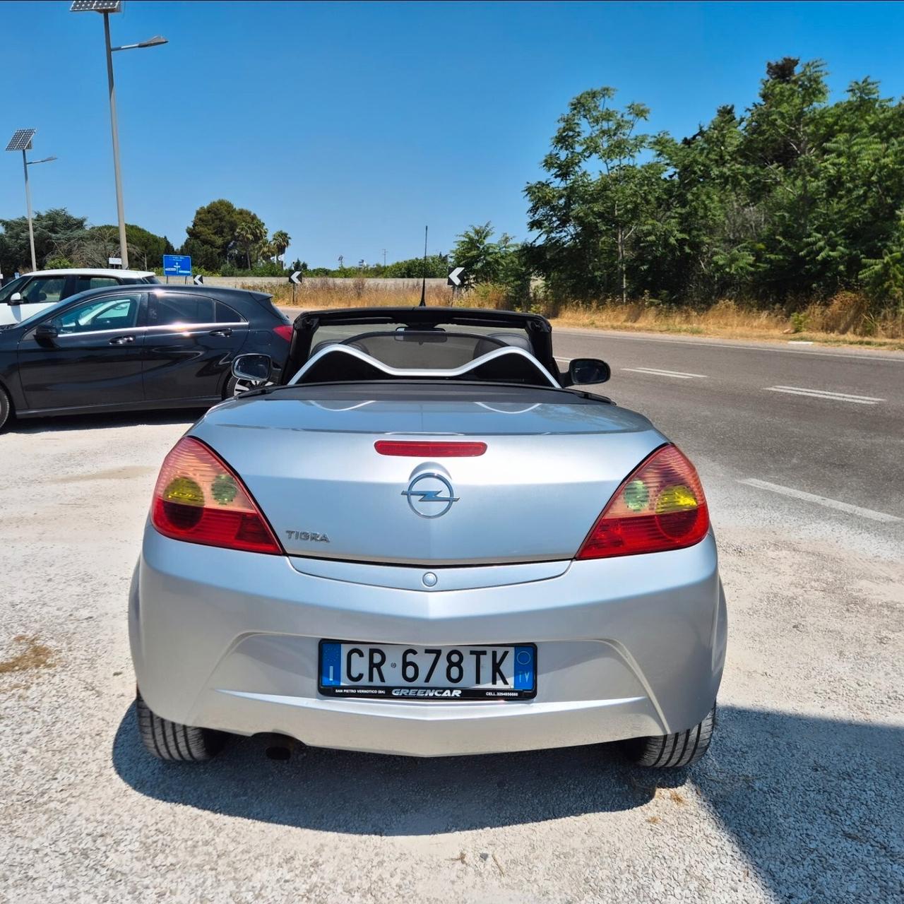 Opel Tigra TwinTop 1.4 16V First Edition