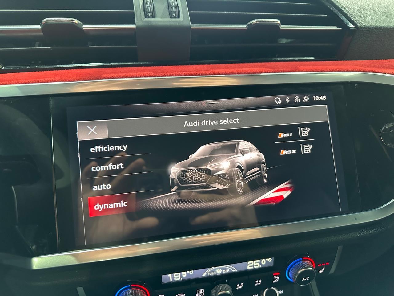 Audi Q3 RS SPB quattro S tronic identity black