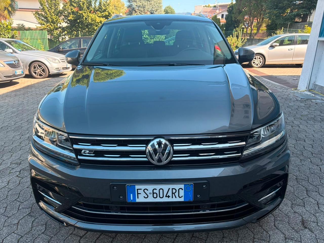 Volkswagen Tiguan 1.4 TSI Sport BlueMotion Technology*EURO6*R-LINE*FULL OPTIONAL