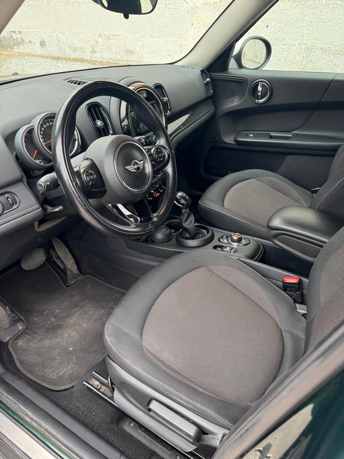 Mini Cooper D Countryman 2.0 Business ALL4 Automatica