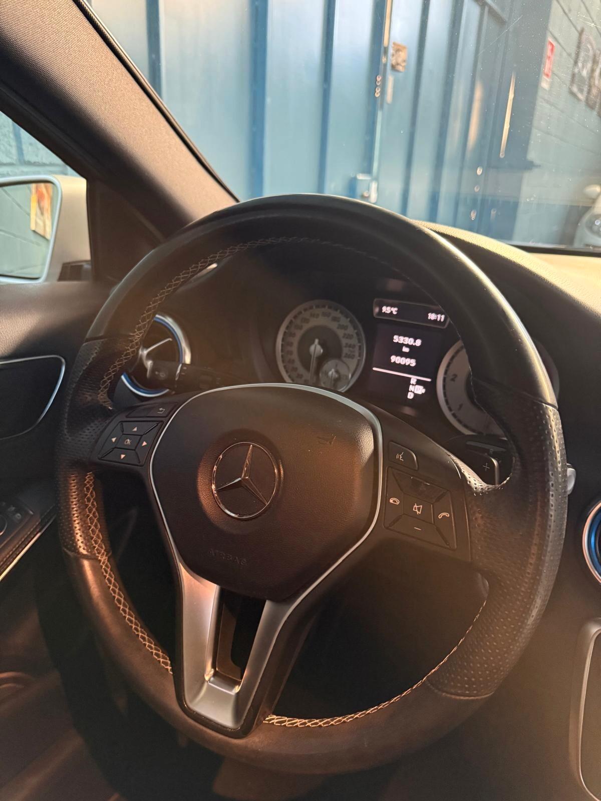 A180 1.8CC 109CV PELLE E NAVI