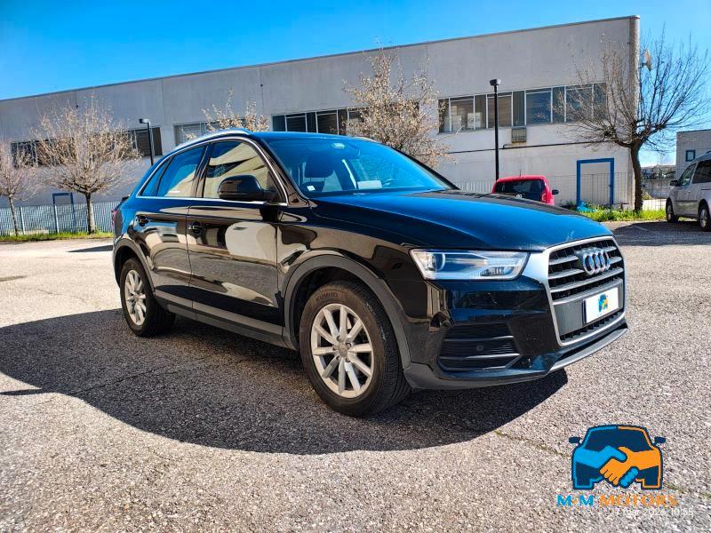 Audi Q3 2.0 tdi Business 120cv