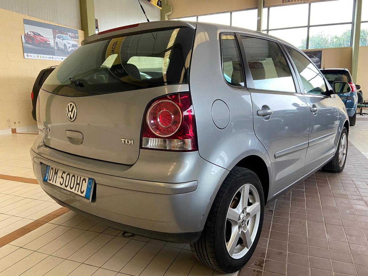 Volkswagen Polo 5p 1.4 NEOPATENTATI