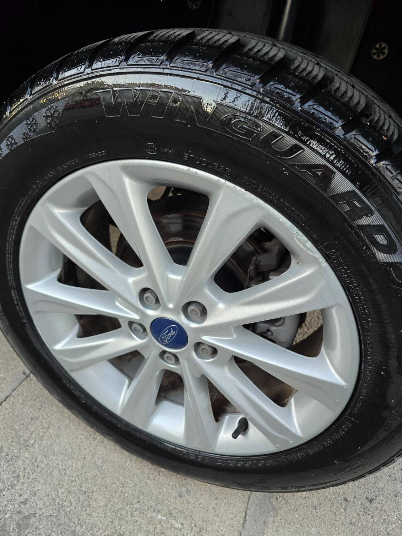 Ford Kuga 2.0 TDCI 150 CV S&S 2WD Titanium