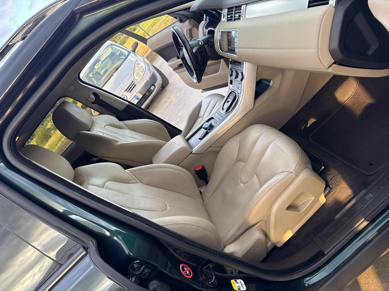 Land Rover Evoque 2.2 Sd4 150CV 5p. Pure Tech Pack