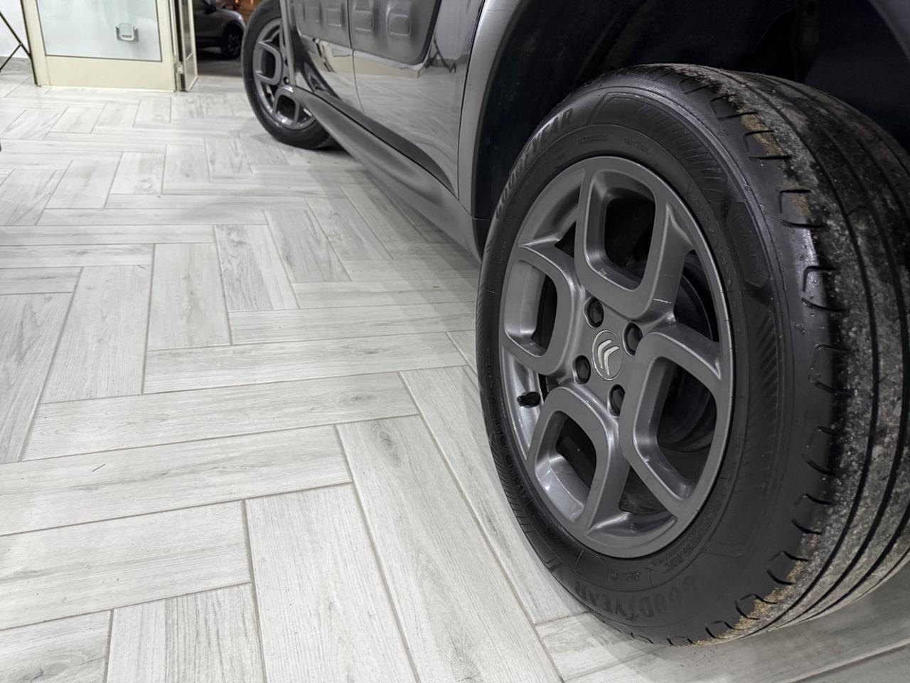 Citroen C4 Cactus BlueHDi100cvSHINE AIRBUMP DA VETRINA2017