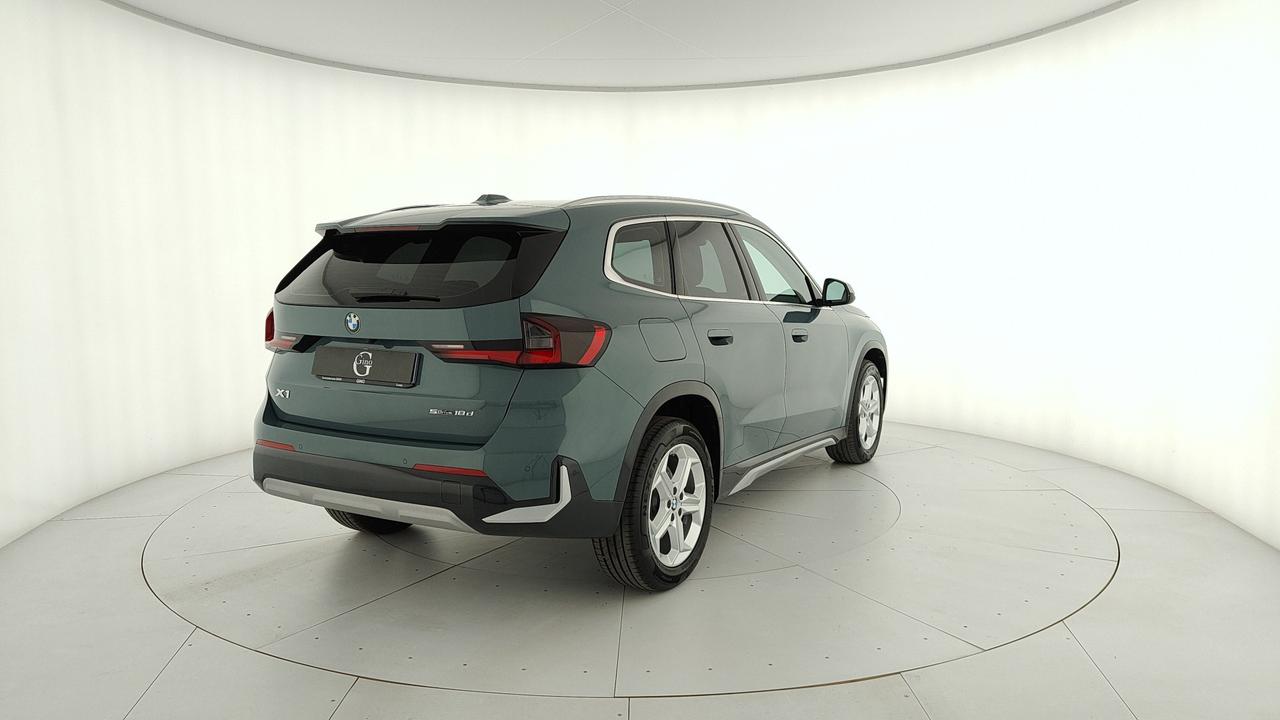 BMW X1 U11 - X1 sdrive18d X-Line auto