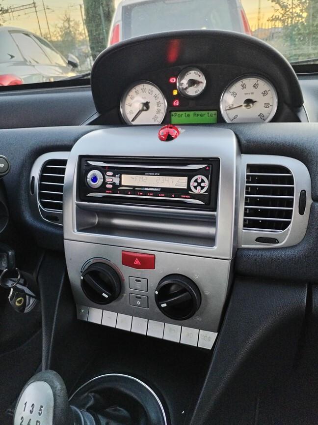 Lancia Ypsilon 1.2 8V MOMO DESIGN 91800KM 9/2006