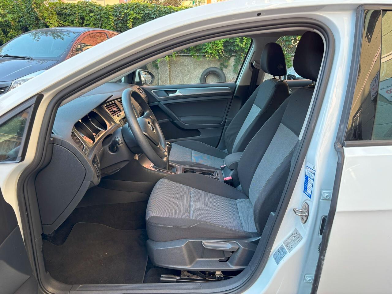 Volkswagen Golf 1.6 TDI 5p. Comfortline BlueMotion Technology UNIPROPRIETARIO