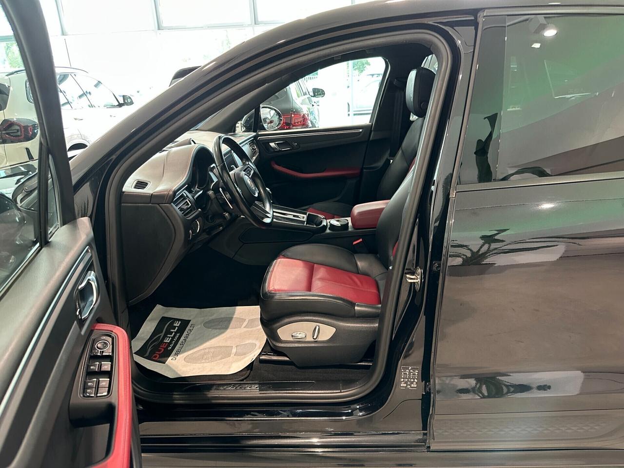 Porsche Macan 2.0 265CV PDK IVA ESPOSTA