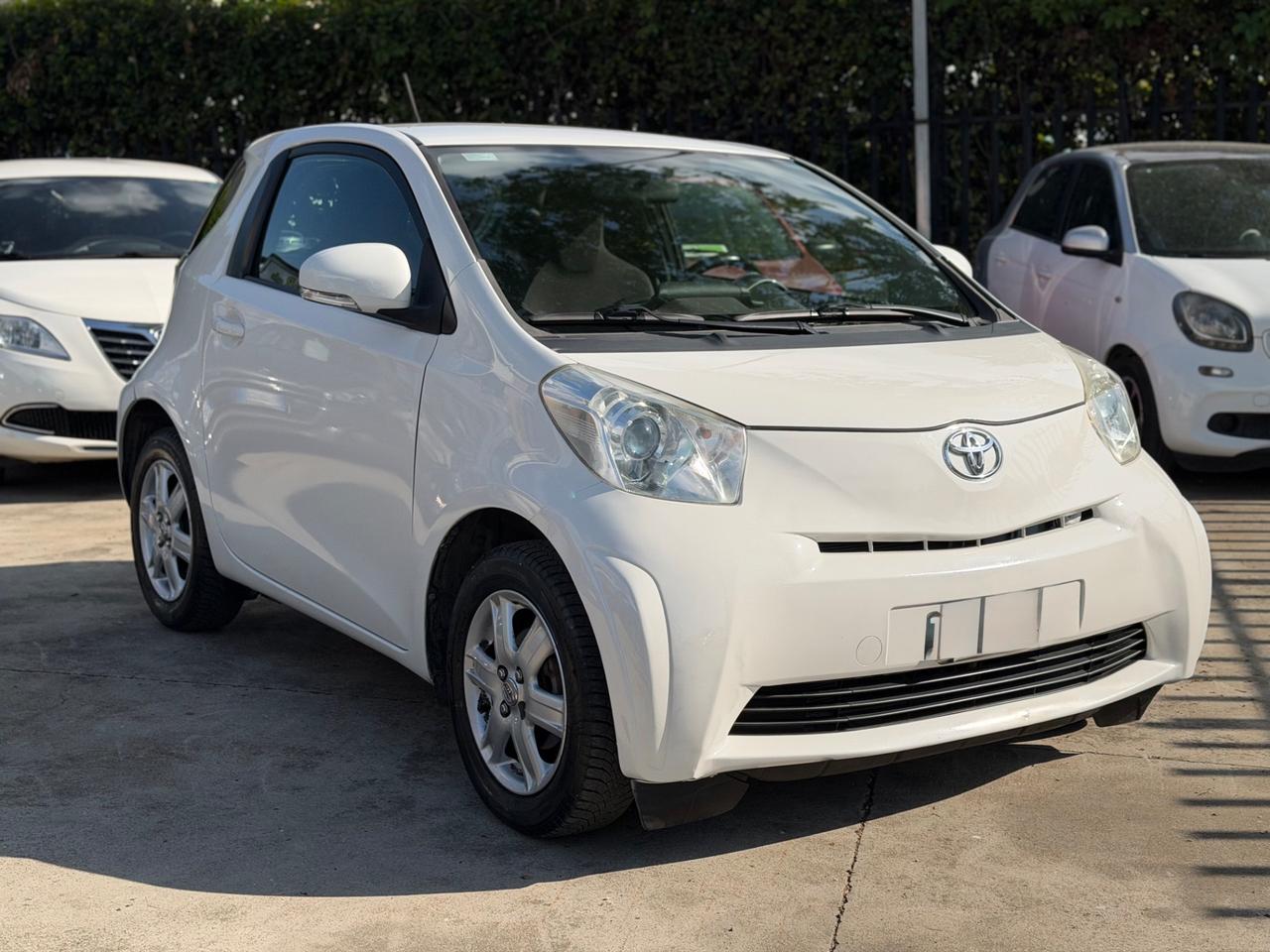 Toyota iQ 1.0 Sol