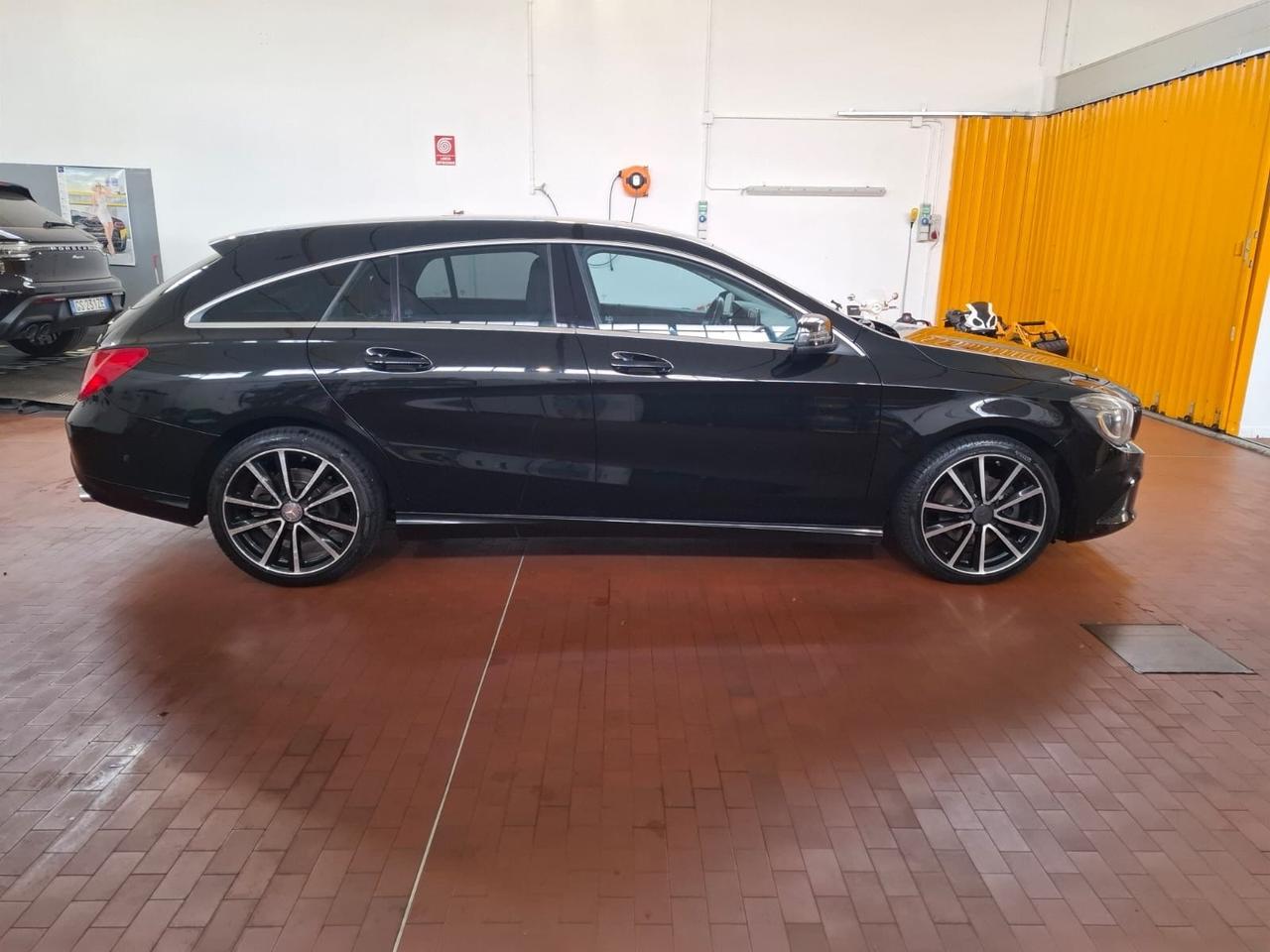 Mercedes-benz CLA 200 d S.W. Premium full optional