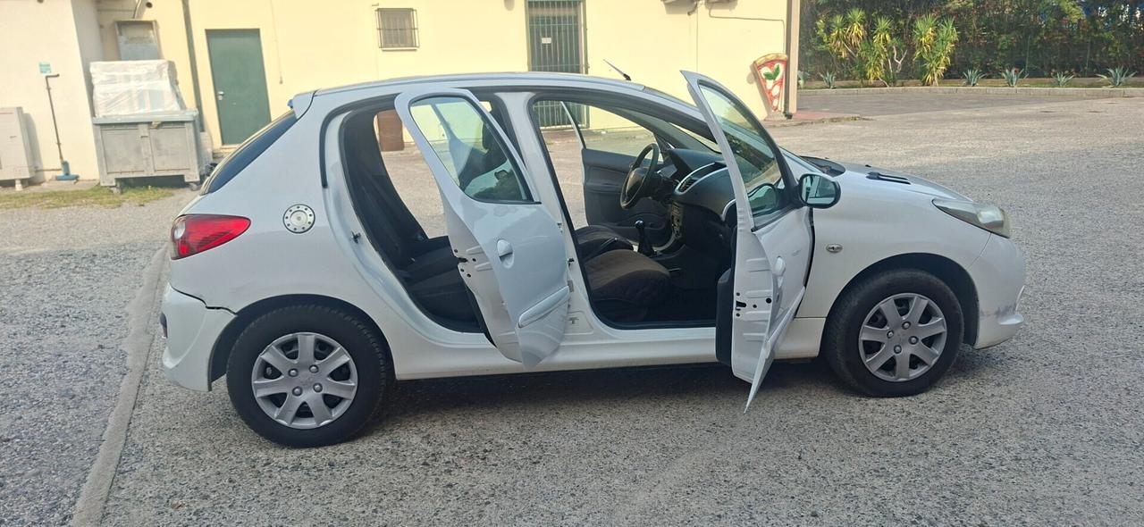 206 1.1 ECO PLUS CON GPL IDEALE X NEOPATENTATI