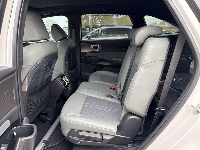 KIA Sorento MY25 2.2 DCT 4WD STYLE + SR