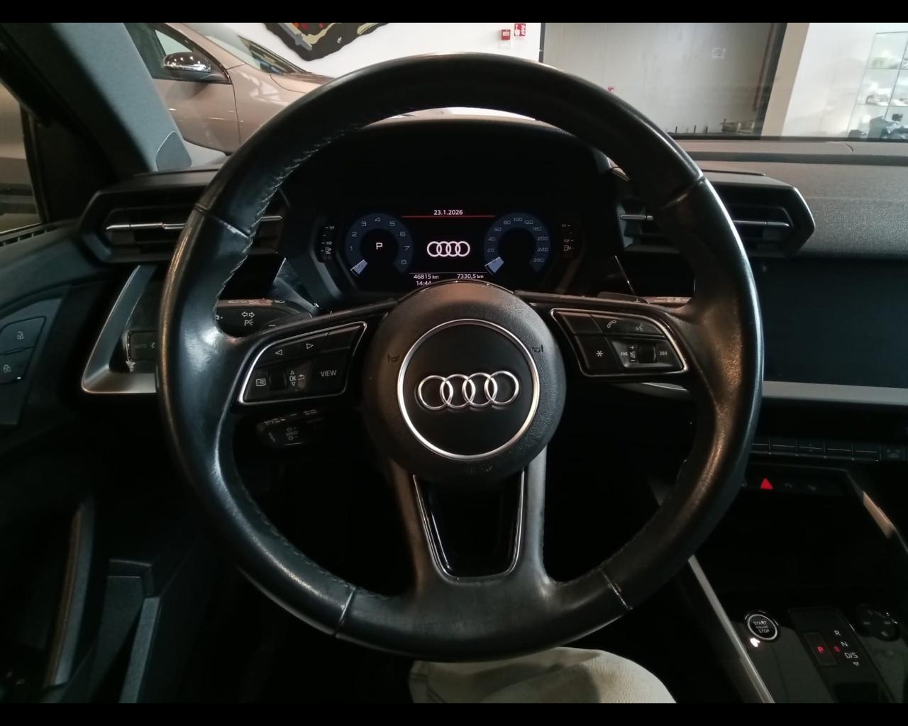 AUDI A3 IV 2020 Sportback - A3 Sportback 30 1.5 g-tron Business A