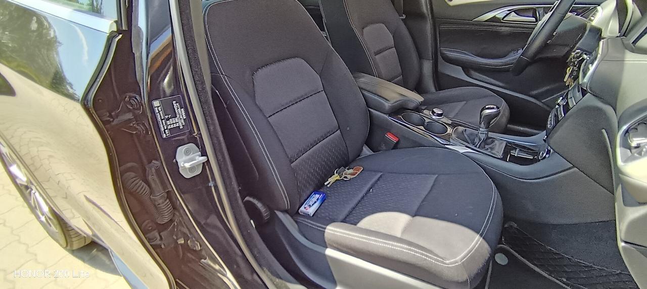 Infiniti Q30 1.5d Business 109cv