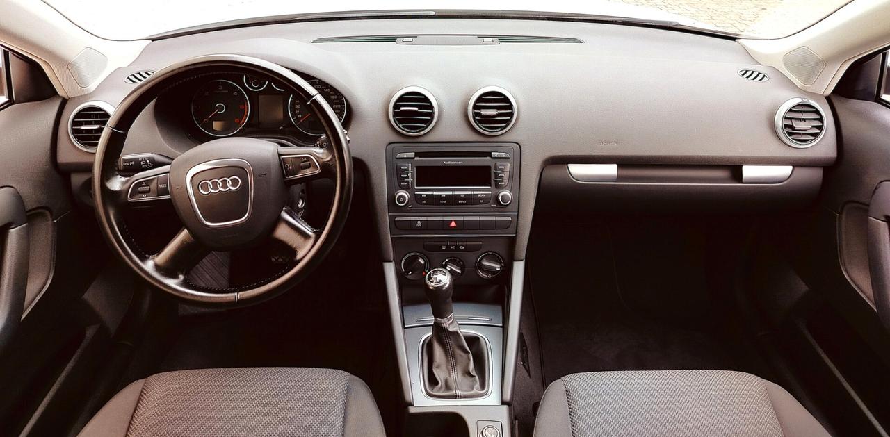 Audi A3 1.6 TDI EDITION OK NEOPATENTATI
