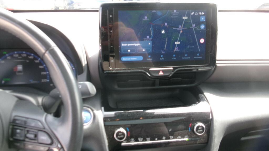 Toyota Yaris Cross 1.5 H Lounge FWD E-CVT
