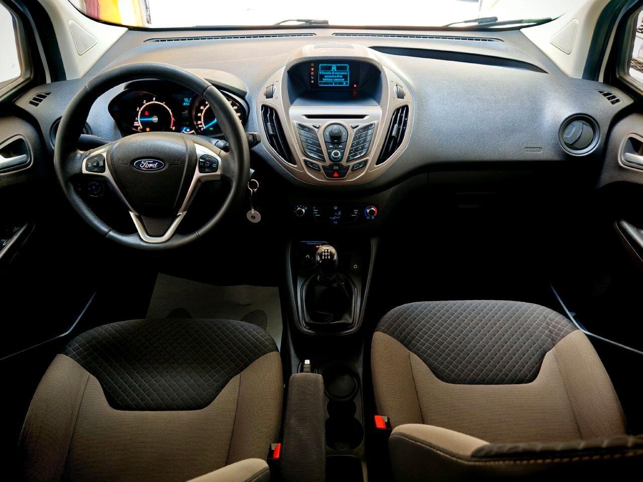 Ford Tourneo Courier 1.0 Titanium EcoBoost 100cv