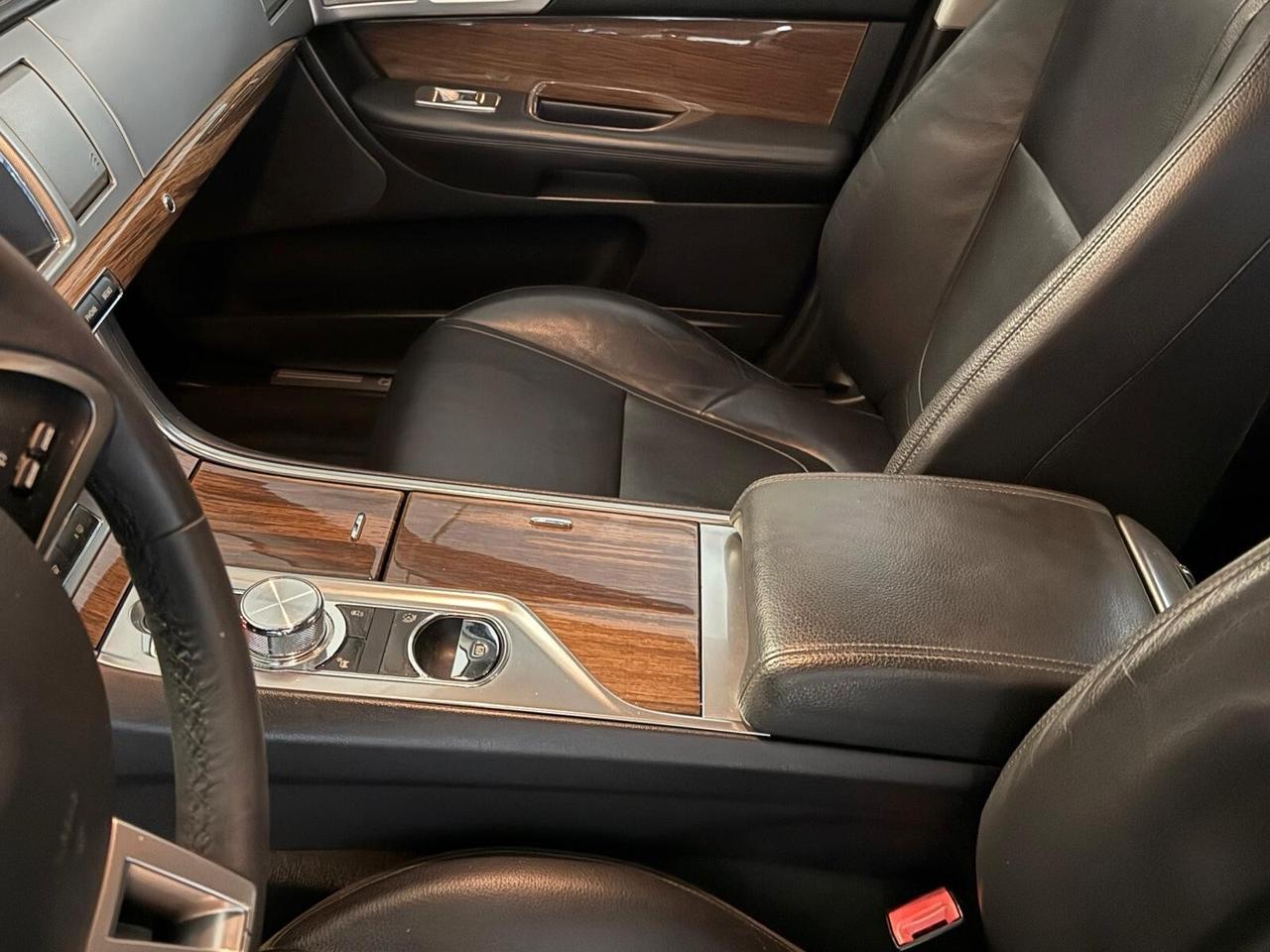 Jaguar XF 2.2 D 190 CV, IMPECCABILE