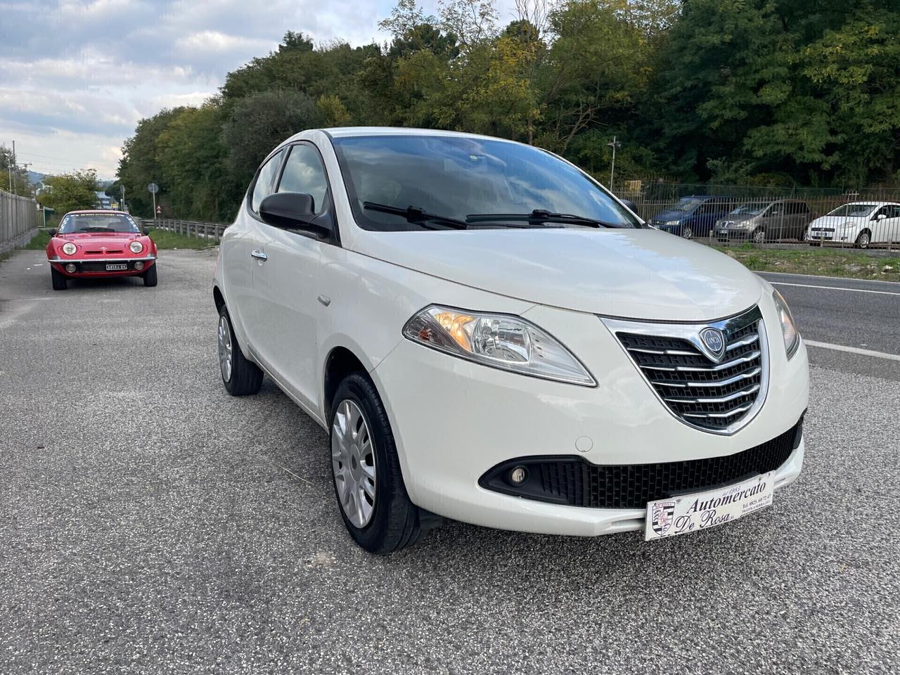 Lancia Ypsilon 0.9 TwinAir 85 CV 5 porte Metano Ecochic Gold
