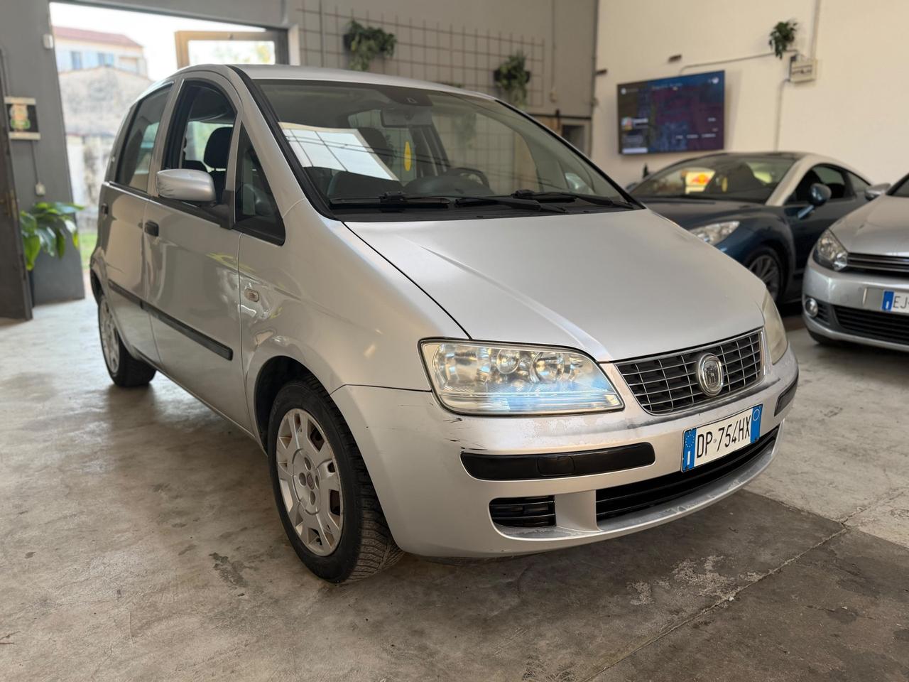 Fiat Idea 1.2 16V BlackLabel