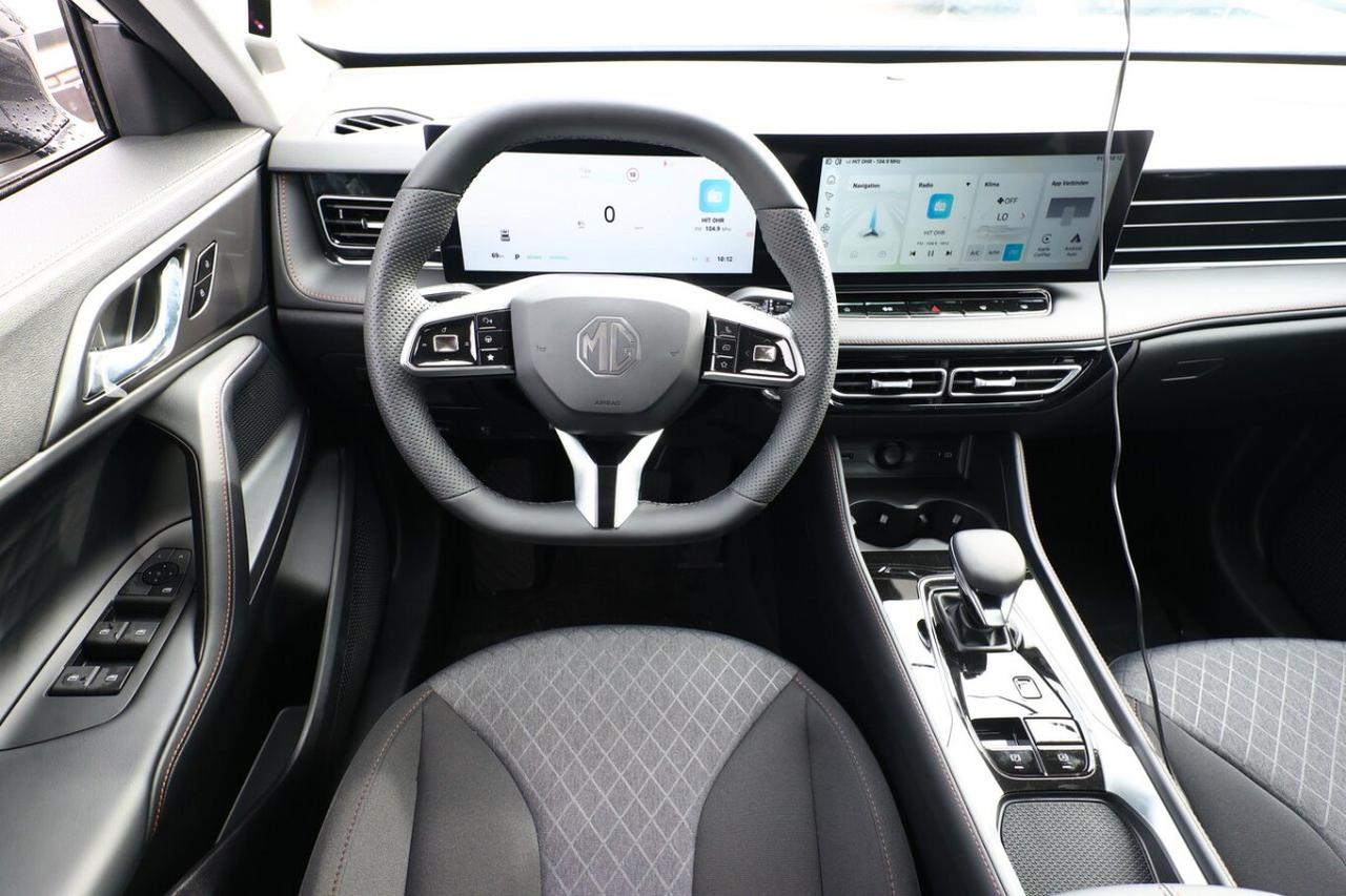 Mg HS 1.5 hybrid+ Comfort auto IN PROMO