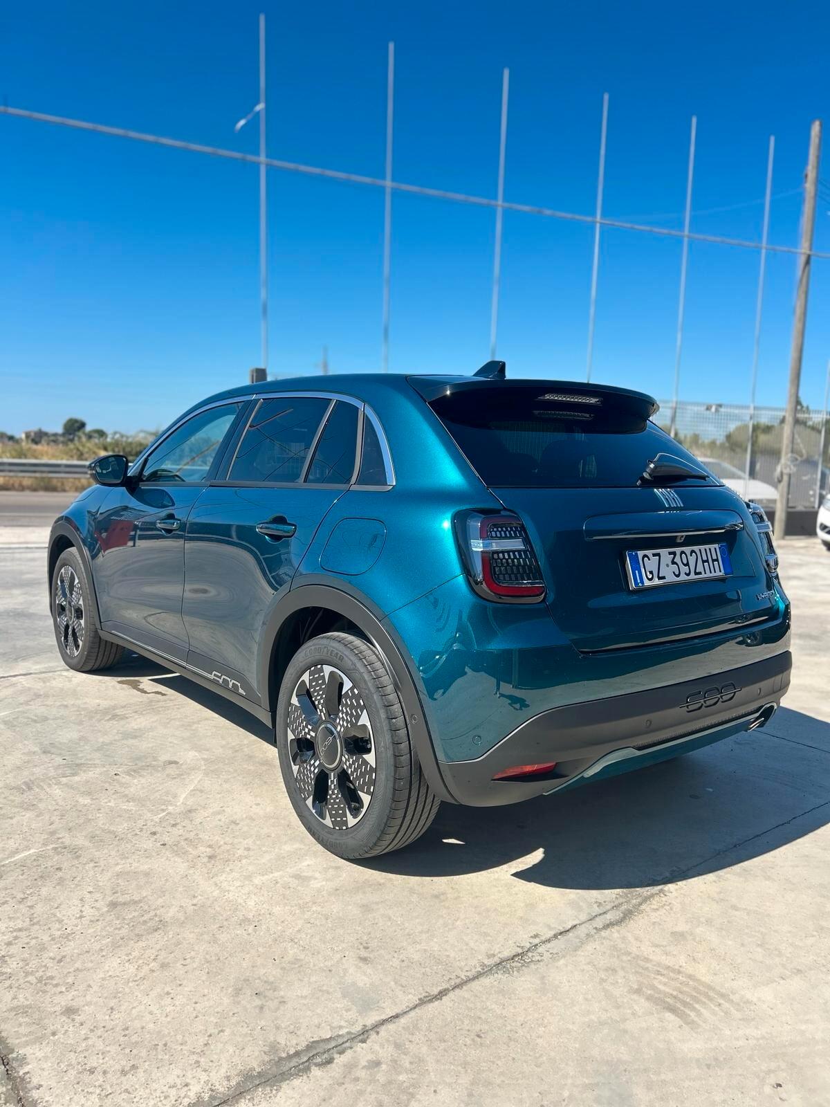 Fiat 600 Hybrid 110 CV DCT MHEV La Prima