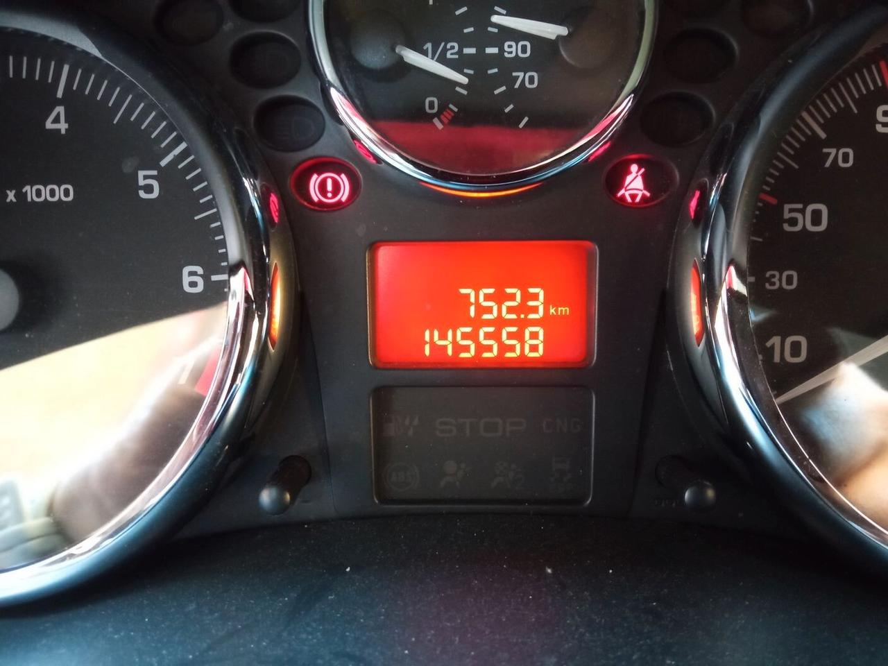 Peugeot 206 PLUS 5P 1.1 GENERATION ECO-GPL