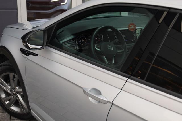 VOLKSWAGEN Taigo 1.0 TSI 110 CV DSG R-Line