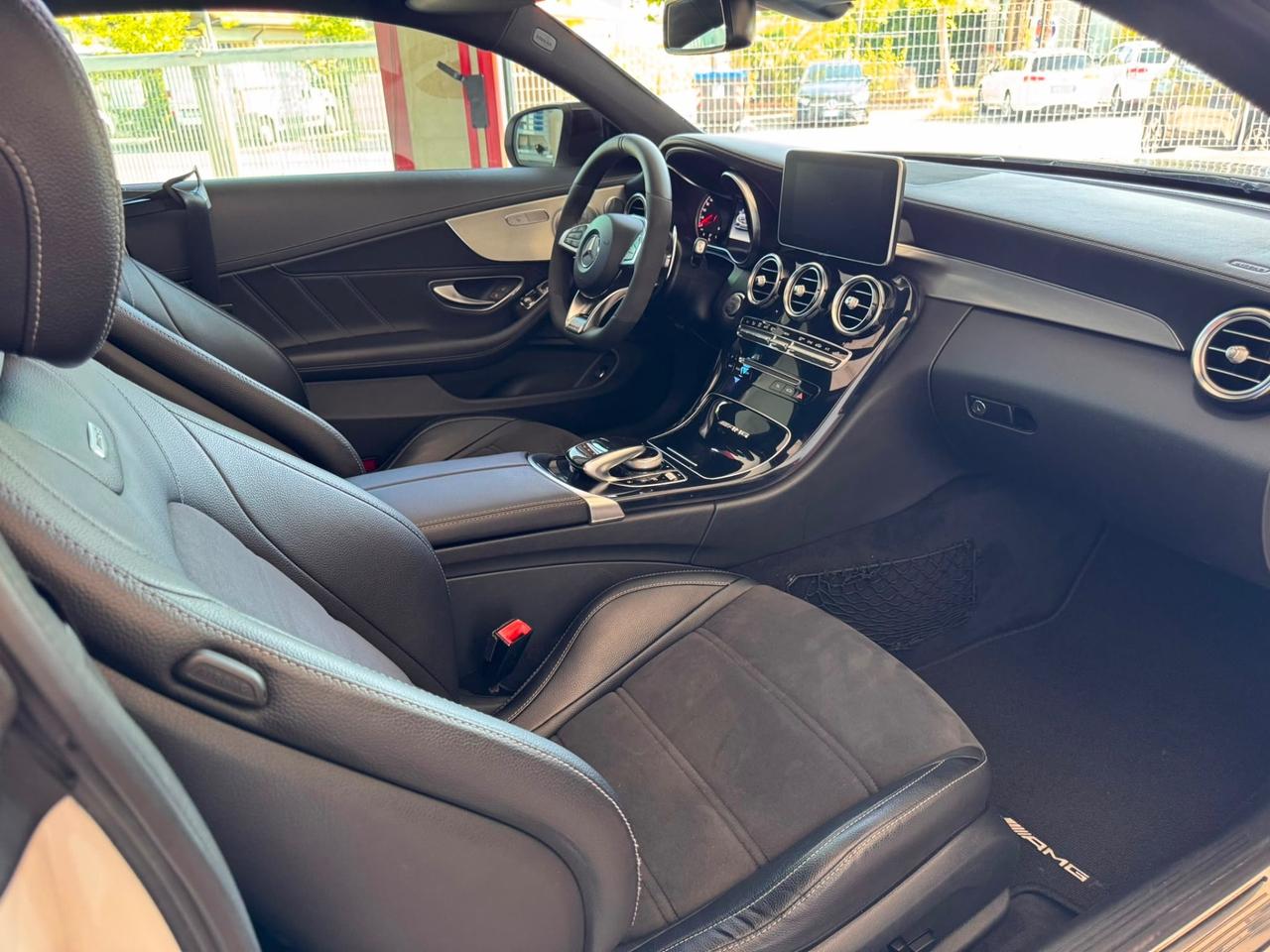 Mercedes-benz C 63 AMG Coupé SERVICE COMPLETO